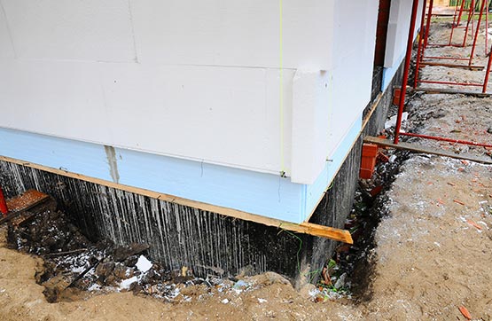 foundation and waterproofing of the foundation of the building repair